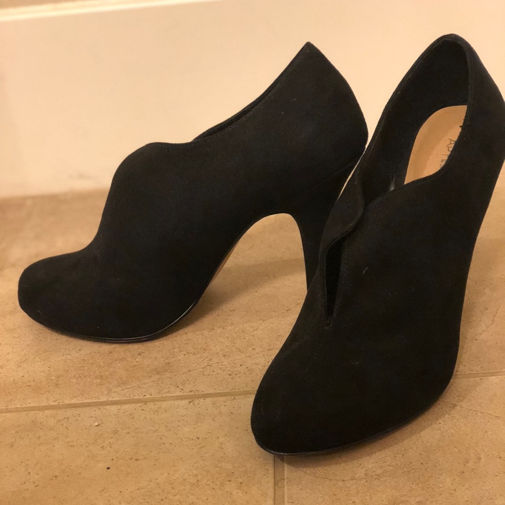 Black Heeled Booties